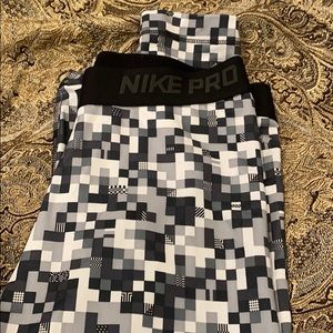 Nike Pro Dri-Fit tights